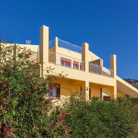 Villa Alexandros Rodhia (Crete)