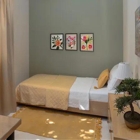 Villa Alexandros *