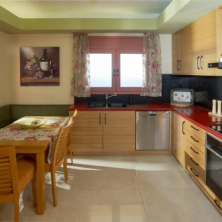 Villa Alexandros Rodhia (Crete)