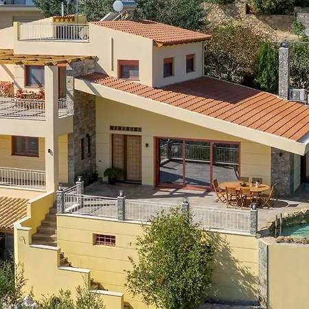 Alexandros Villa *