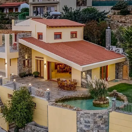 Villa Alexandros *